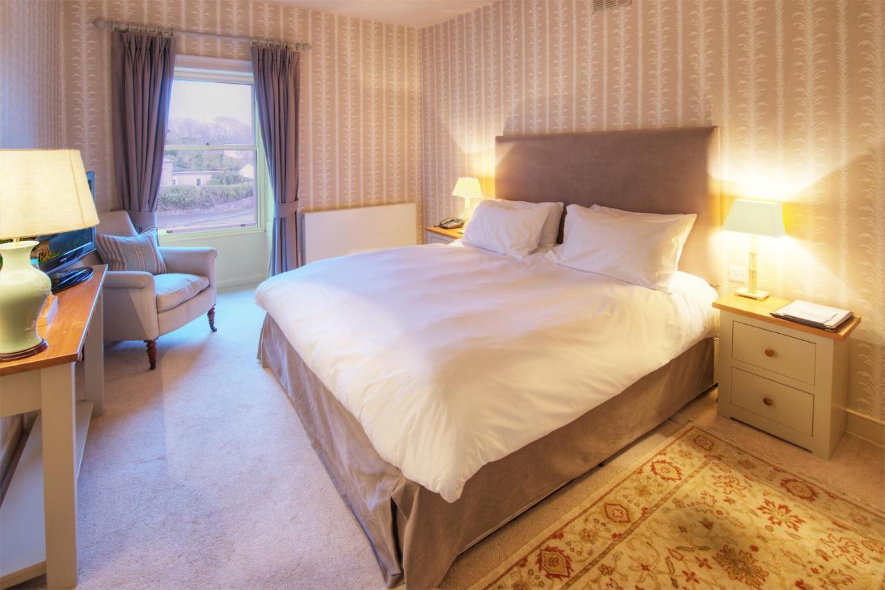 Collingwood Arms Hotel Cornhill on Tweed الغرفة الصورة