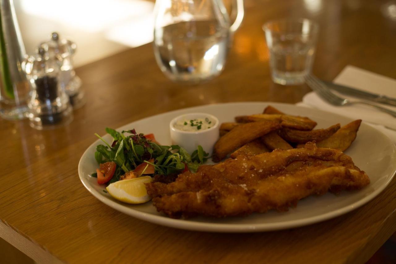 Collingwood Arms Hotel Cornhill on Tweed المظهر الخارجي الصورة