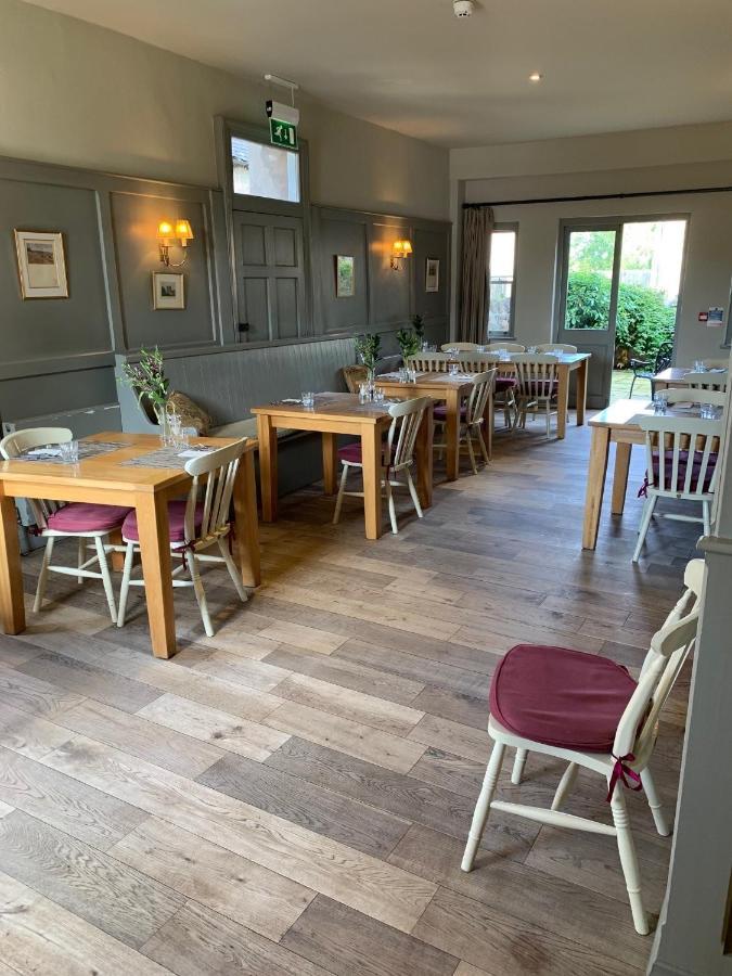 Collingwood Arms Hotel Cornhill on Tweed المظهر الخارجي الصورة